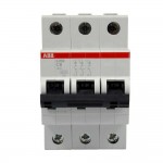 Автоматический выключатель ABB S203-C6 ( 2CDS253001R0064 ) Автоматический выключатель ABB S203-C6 ( 2CDS253001R0064 )