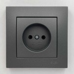 Розетка EL-BI VEGA антрацит матовий 1-на без заземлення ( 510-016700-215 )