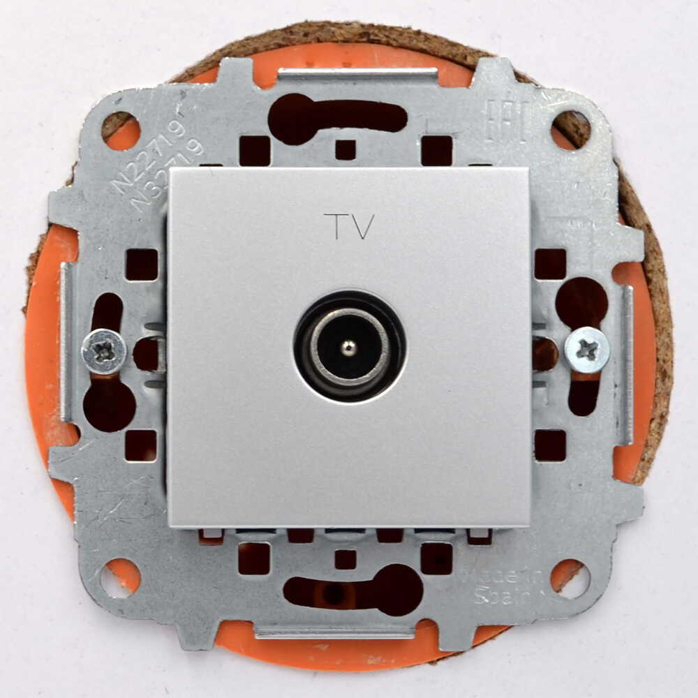 Розетка Zenit TV срібна ( 2CLA225070N1301 ) Розетка Zenit TV срібна ( 2CLA225070N1301 )