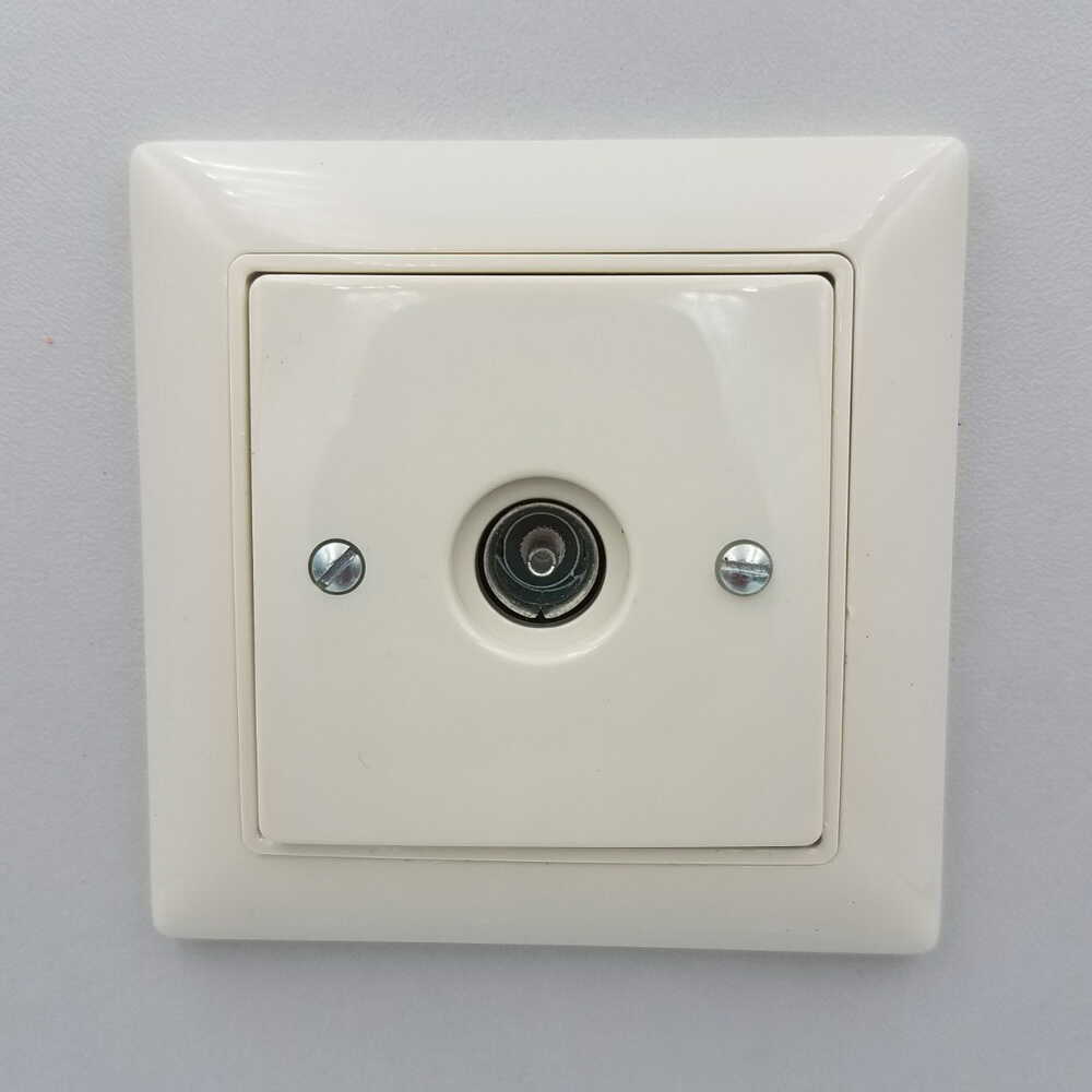 Розетка ABB basic55 cлонова кість TV ( 2CKA001724A4280 ) Розетка ABB basic55 cлонова кість TV ( 2CKA001724A4280 )