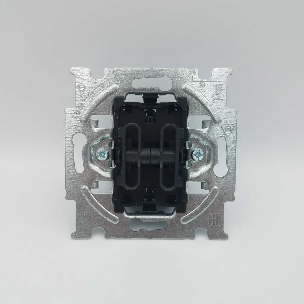 Вимикач ABB basic55 cлонова кість 2кл прохідний ( 2CKA001012A2151 ) Вимикач ABB basic55 cлонова кість 2кл прохідний ( 2CKA001012A2151 )