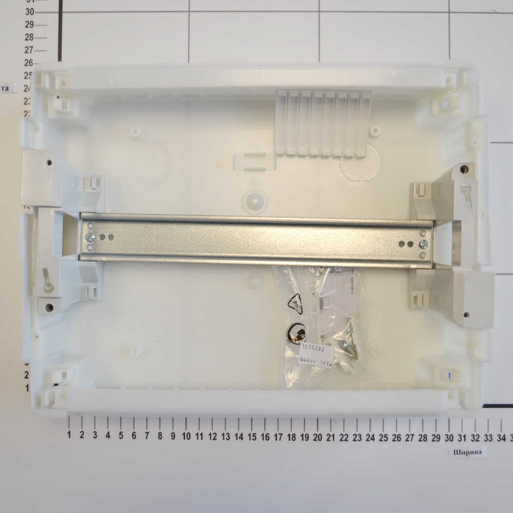 Бокс пластиковый АББ Mistral на 12 модулей внутренний ( 1SLM004100A1203 )