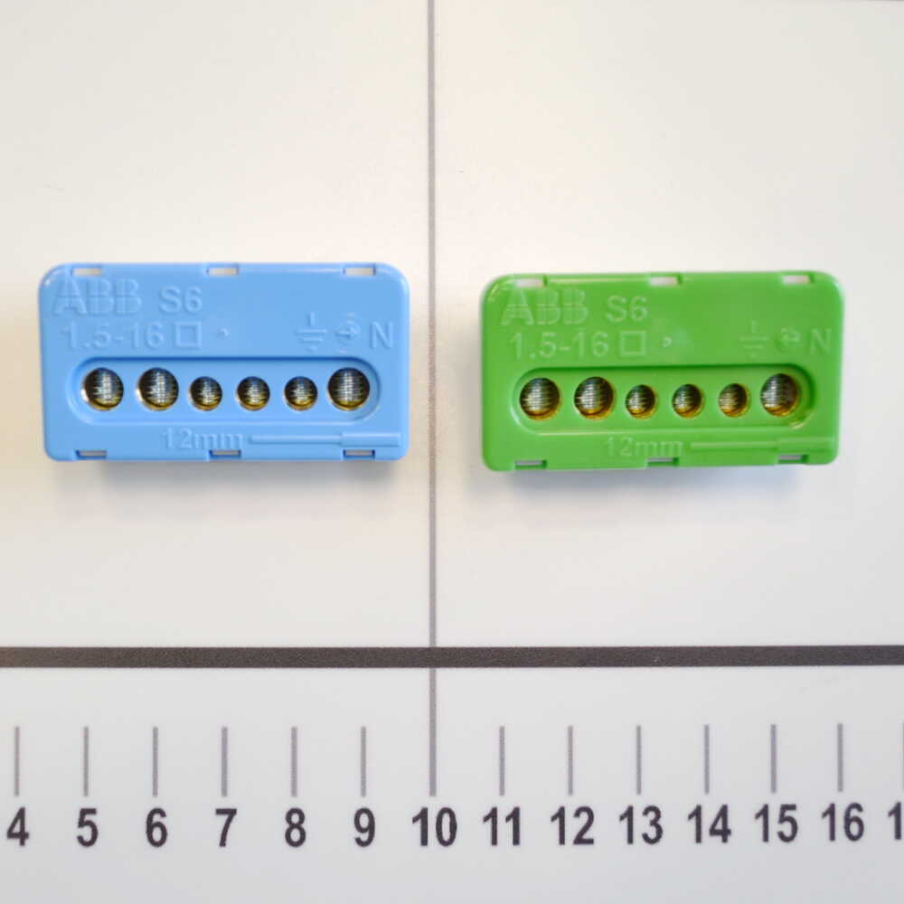 Бокс пластиковый АББ Mistral на 12 модулей внутренний с клеммой ( 1SLM004101A1203 ) Бокс пластиковый АББ Mistral на 12 модулей внутренний с клеммой ( 1SLM004101A1203 )