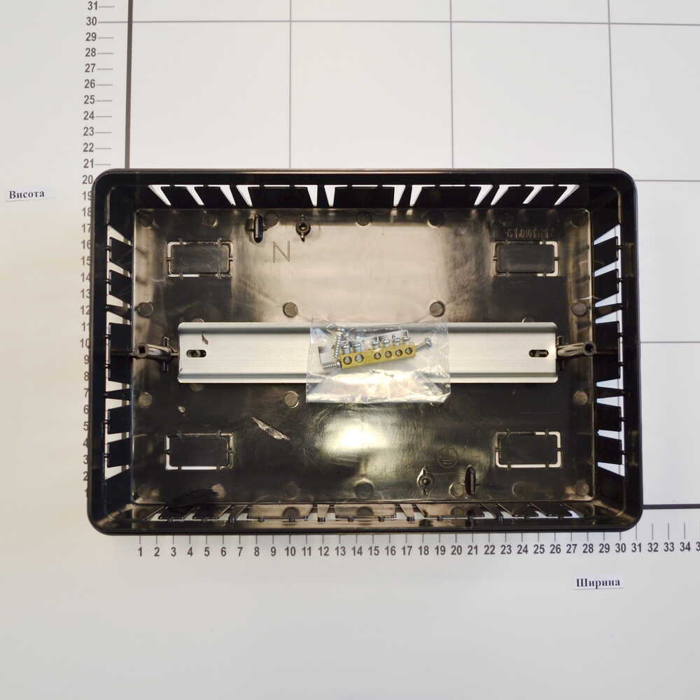 Бокс пластиковый VIOLUX на 12 модулей внутренний ( 900062 )