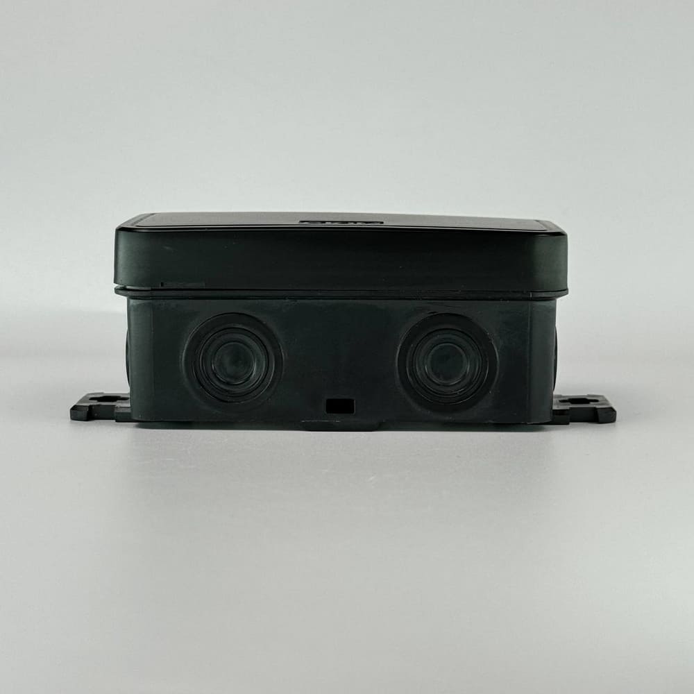 Коробка розподільча СКІМ K45B 85х43х39 чорна IP44 ( B1102005 ) Коробка розподільча СКІМ K45B 85х43х39 чорна IP44 ( B1102005 )