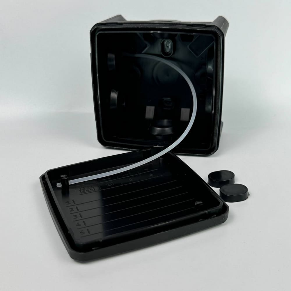 Коробка розподільча СКІМ K85B 88х88х52 чорна IP65 ( B1102007 ) Коробка розподільча СКІМ K85B 88х88х52 чорна IP65 ( B1102007 )