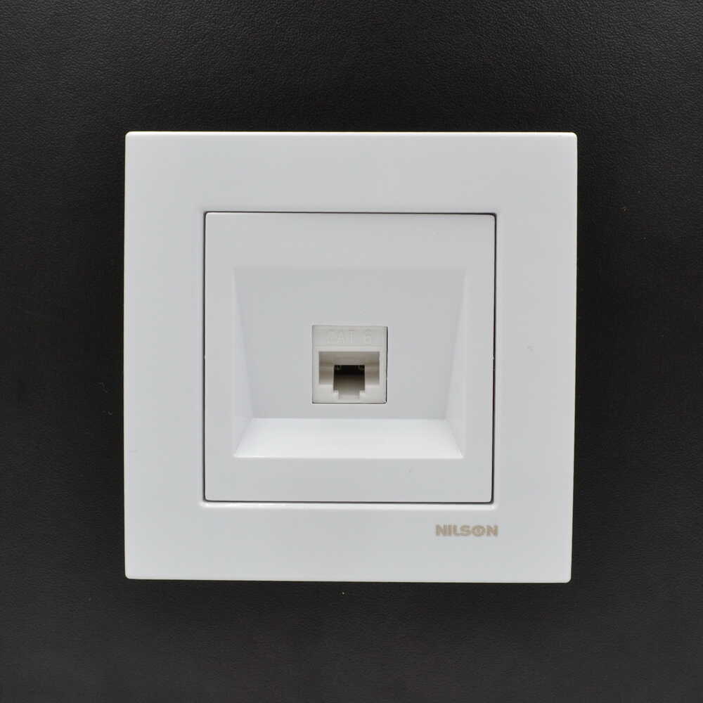 Розетка Nilson Moda белая компьютерная CAT6e RJ45 ( 21112045 )