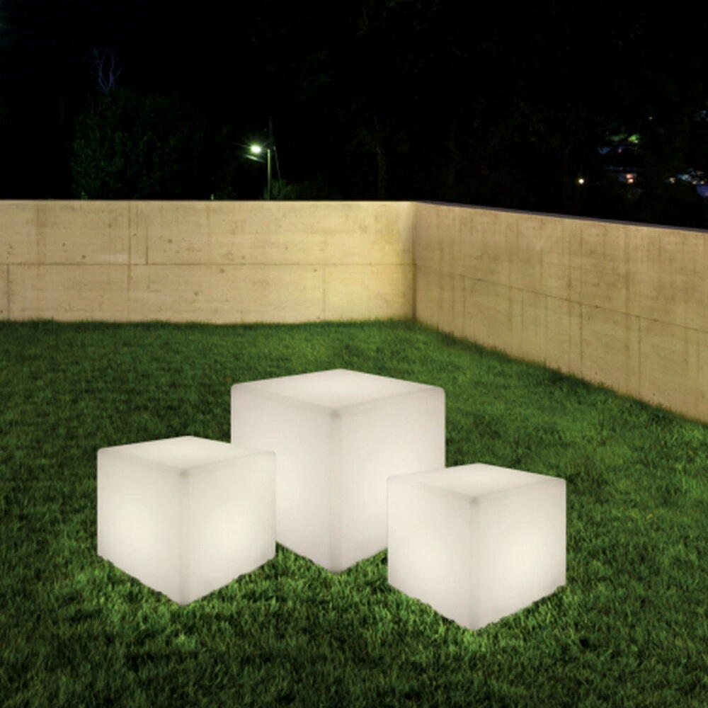 Уличный светильник Nowodvorski Cumulus Cube L E27 1x25W IP44 белый ( 8965 ) Уличный светильник Nowodvorski Cumulus Cube L E27 1x25W IP44 белый ( 8965 )