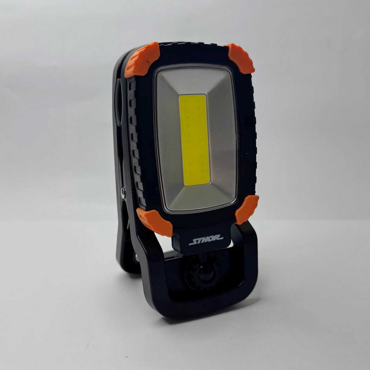 Ліхтарик STHOR 5Вт 500/200Лм 2000mAh ( 82850 ) Ліхтарик STHOR 5Вт 500/200Лм 2000mAh ( 82850 )