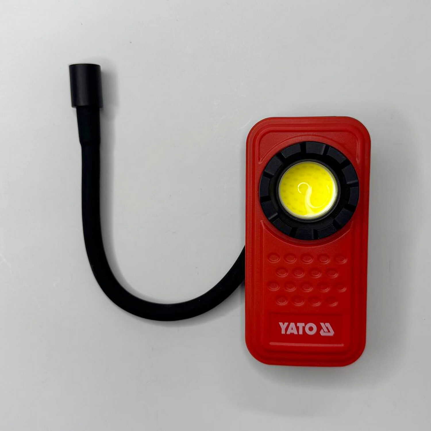 Ліхтарик YATO 600Lm 800mAh з гнучкою лампою IK07 ( YT-08554 ) Ліхтарик YATO 600Lm 800mAh з гнучкою лампою IK07 ( YT-08554 )