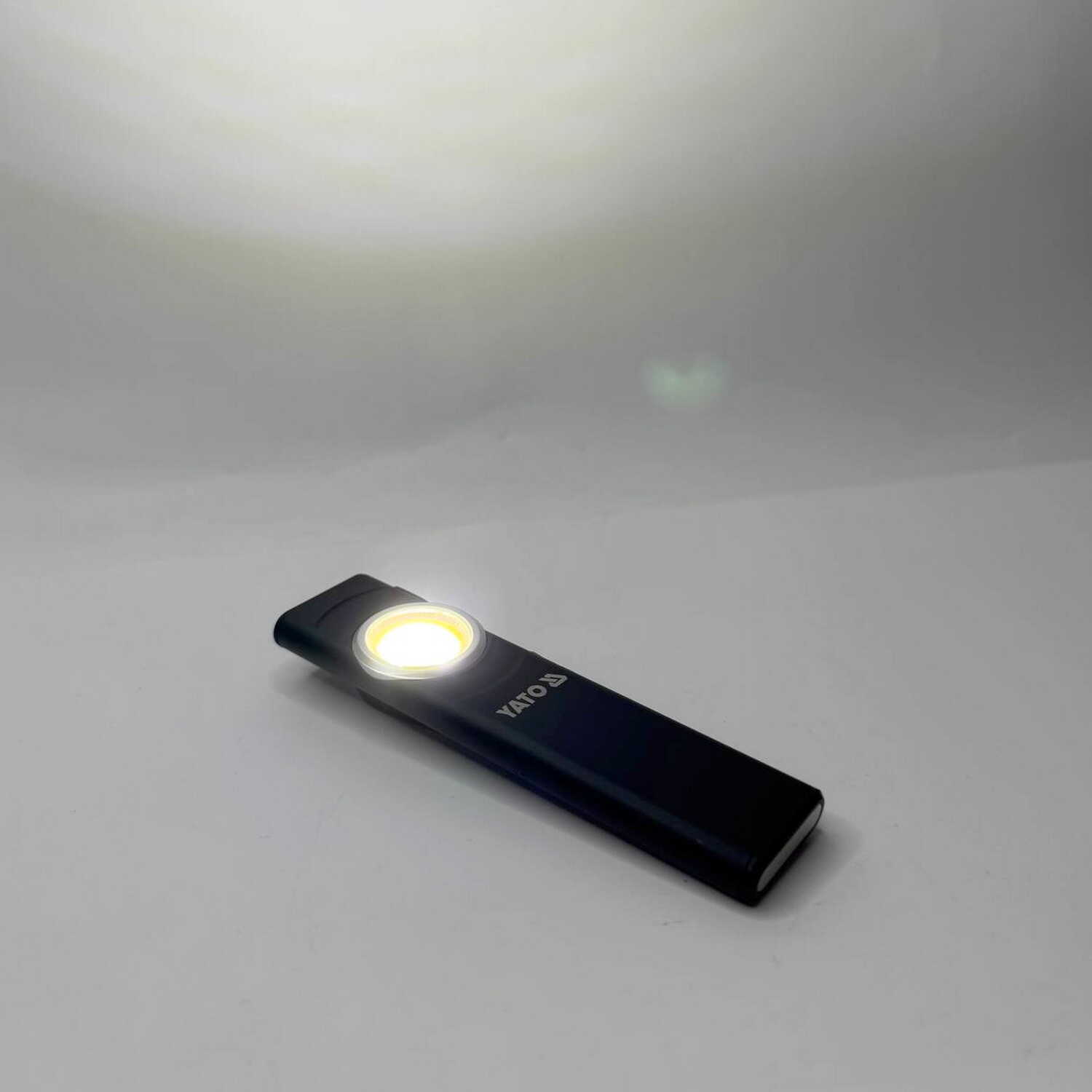 Ліхтарик YATO 8Вт 500 Lm 450mAh IPX4 ( YT-085608 ) Ліхтарик YATO 8Вт 500 Lm 450mAh IPX4 ( YT-085608 )