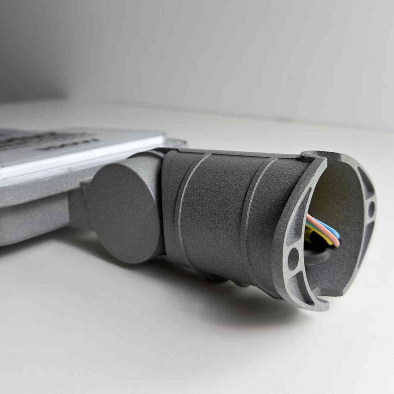 Светильник уличный VIOLUX CONCORD 150W 19500Lm 5000К IP65 ( 430352 ) Светильник уличный VIOLUX CONCORD 150W 19500Lm 5000К IP65 ( 430352 )