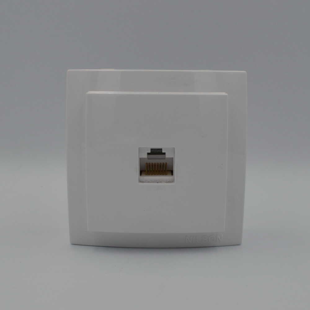 Розетка Nilson Themis біла комп'ютерна  CAT5e RJ45 ( 26111044 )