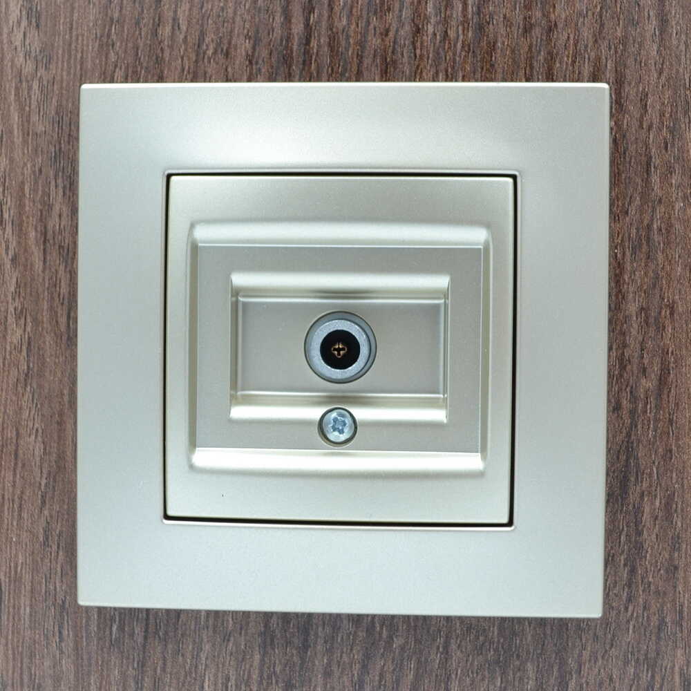 Розетка ELBI ZENA Silverline титан TV без рамки ( 609-011400-273 )