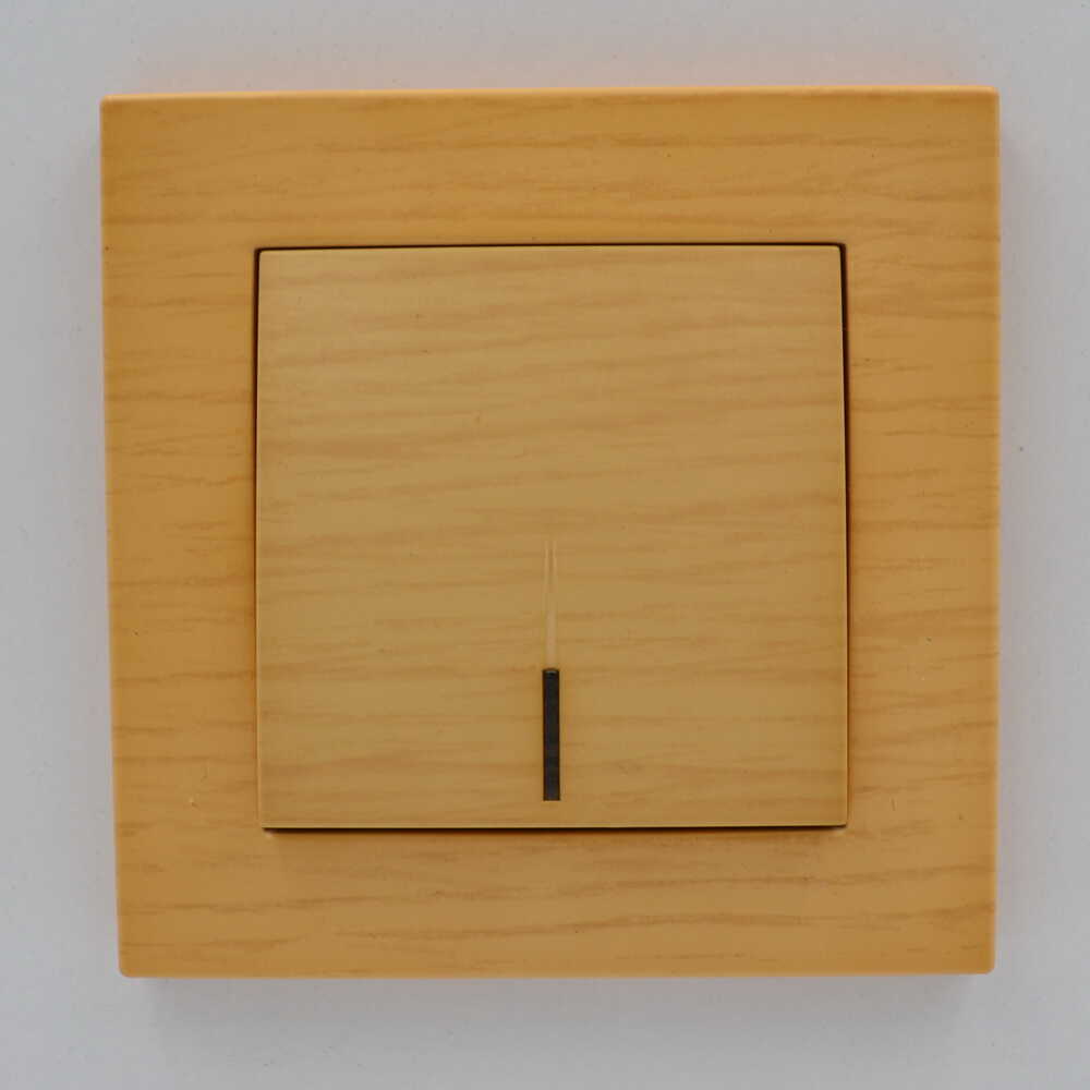 Выключатель ELBI ZENA Woodline клен 1кл с подсветкой без рамки ( 609-012700-201 )