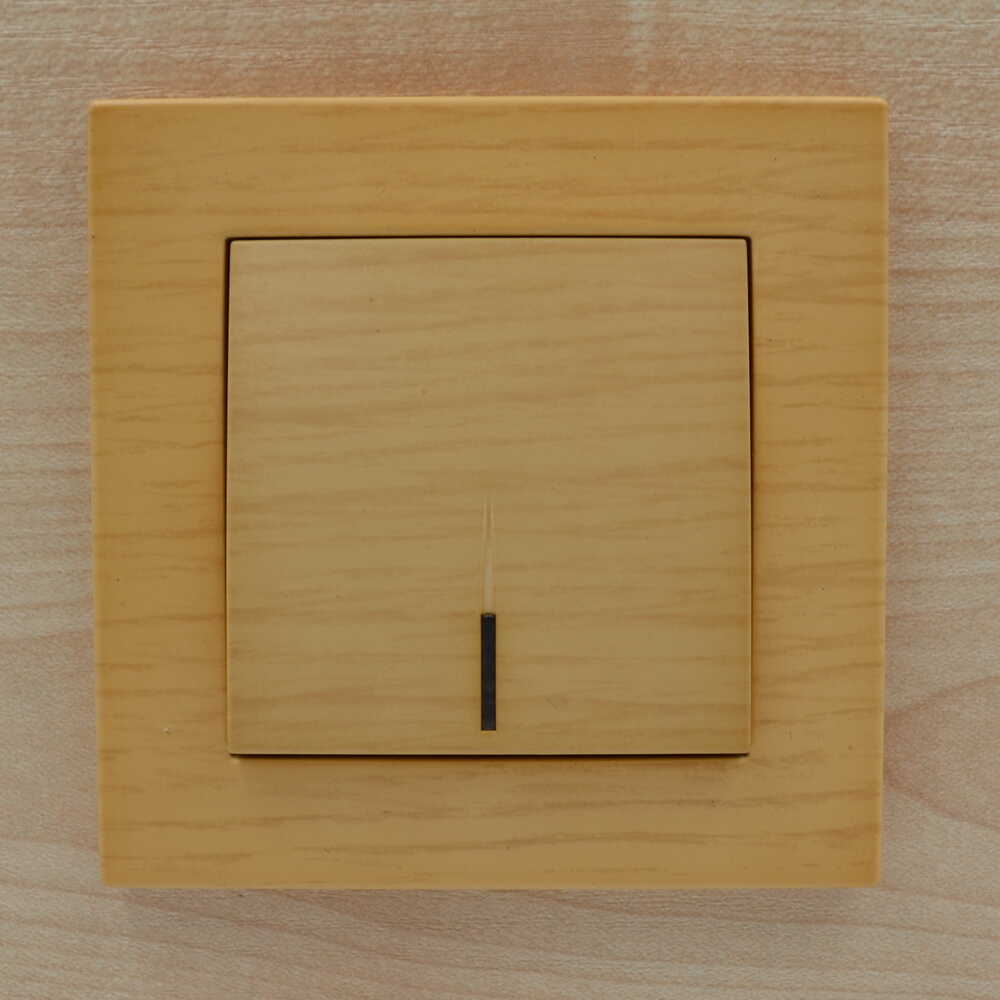Выключатель ELBI ZENA Woodline клен 1кл с подсветкой без рамки ( 609-012700-201 )