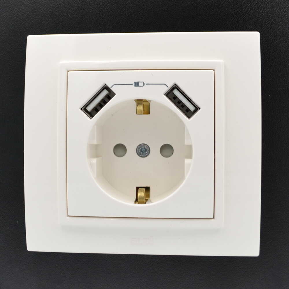 Розетка ZENA ELBI біла 1-на з заземленням + 2USB без рамки ( 609-010200-317 ) Розетка ZENA ELBI біла 1-на з заземленням + 2USB без рамки ( 609-010200-317 )